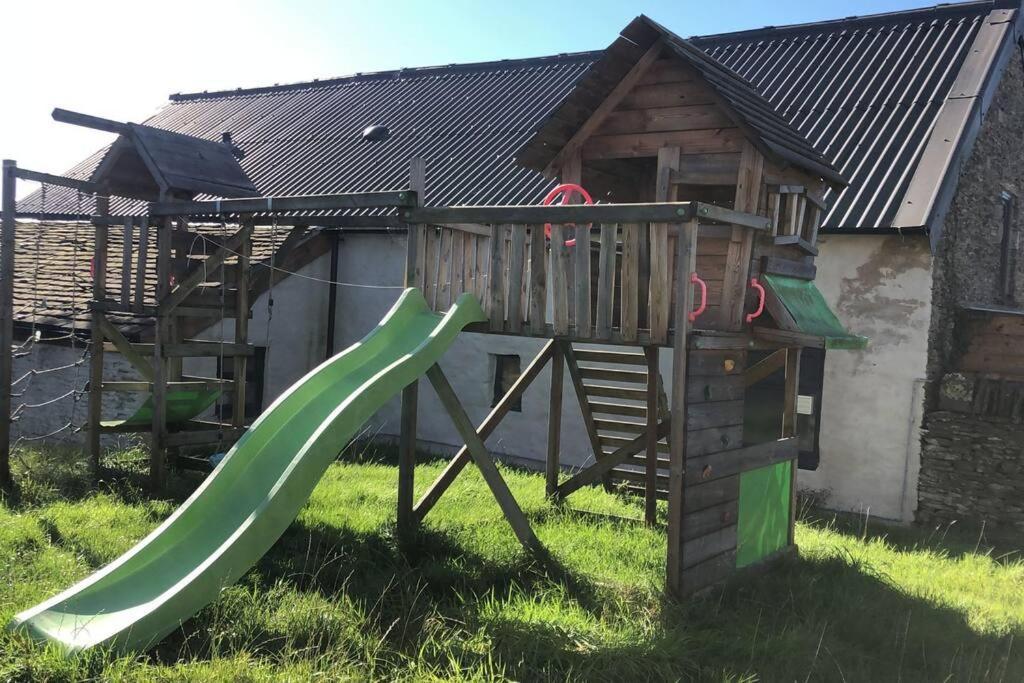 The Milking Parlour At Berthllwyd Quakers Yard Exterior foto